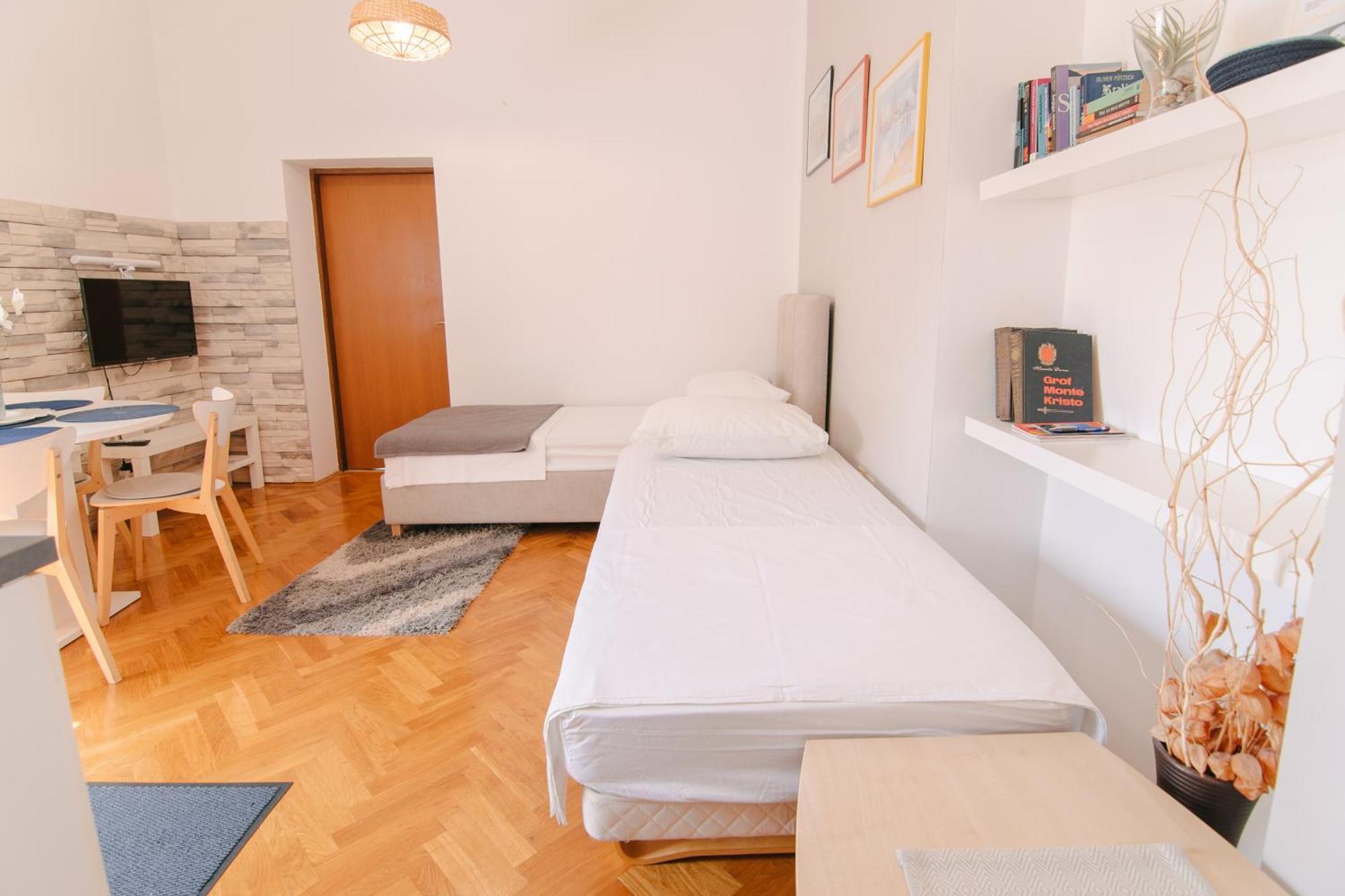 Apartments Sab Ogulin Luaran gambar